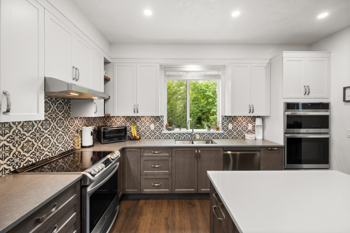 Walk-In Closet Photo of 10 23230 Billy Brown Road, Langley, BC