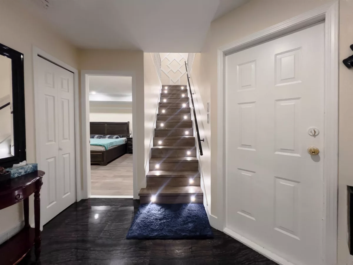 Dining Area Photo of 8 11952 64 Avenue, Delta, BC