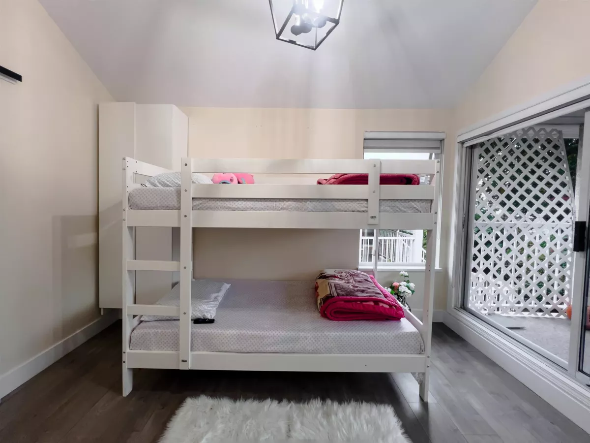 Swimming Pool Photo of 8 11952 64 Avenue, Delta, BC