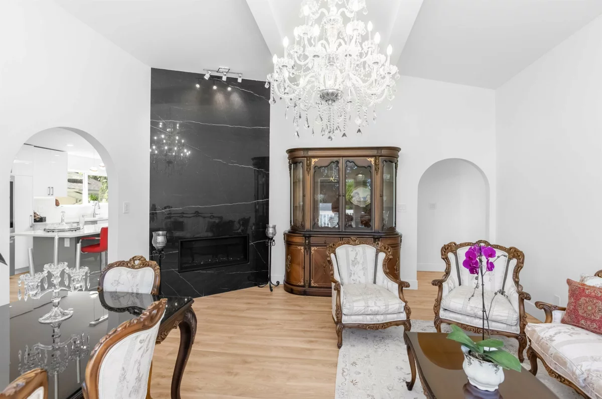 Kitchen Photo of 1286 Wellington Drive, North Vancouver, BC