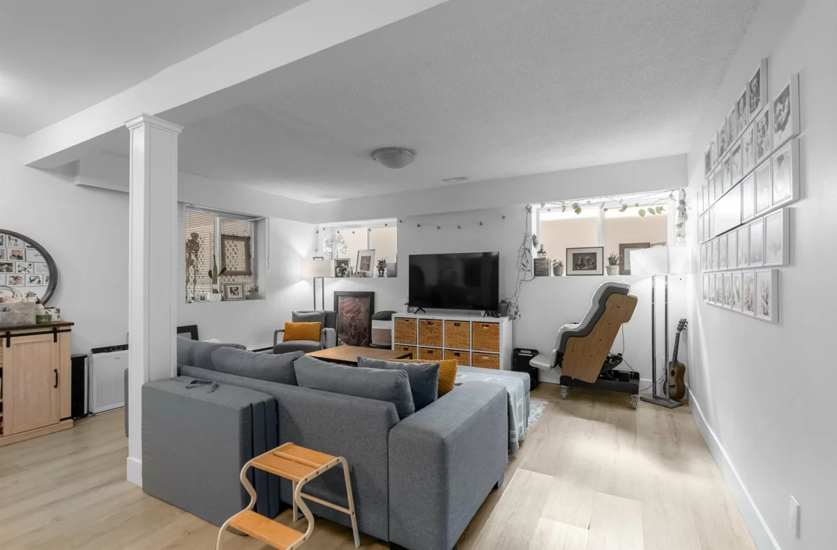 Laundry Room Photo of 1286 Wellington Drive, North Vancouver, BC