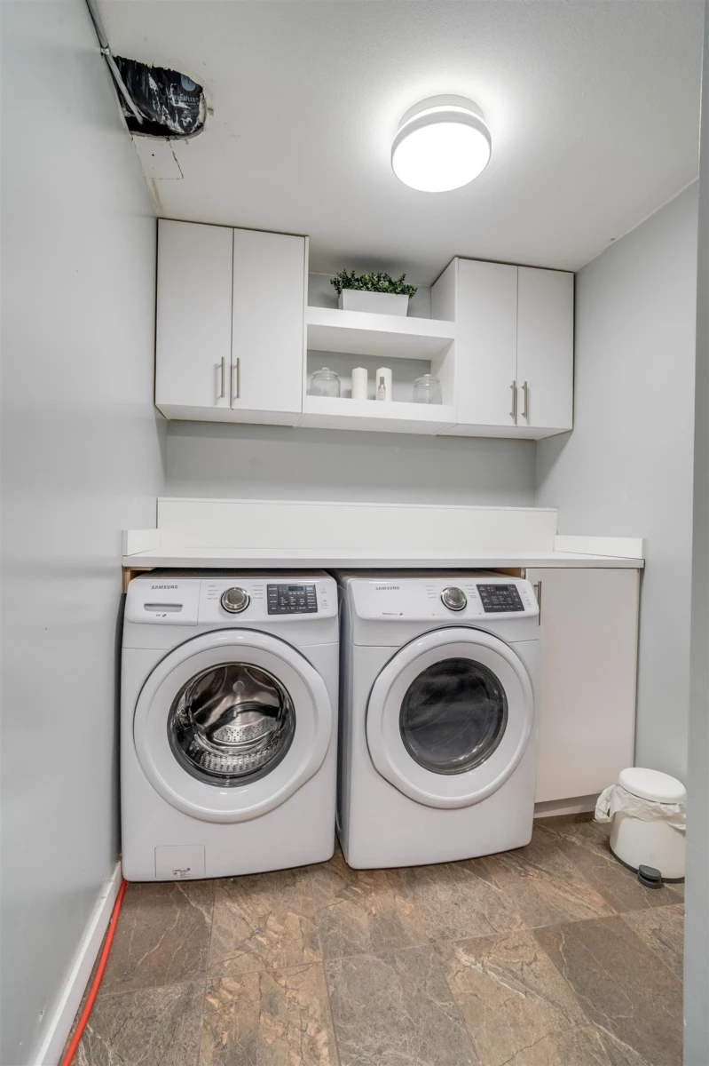 Dining Area Photo of 14676 79 Avenue, Surrey, BC