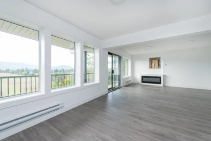 Hallway Photo of 47005 Yale Road, Chilliwack, BC