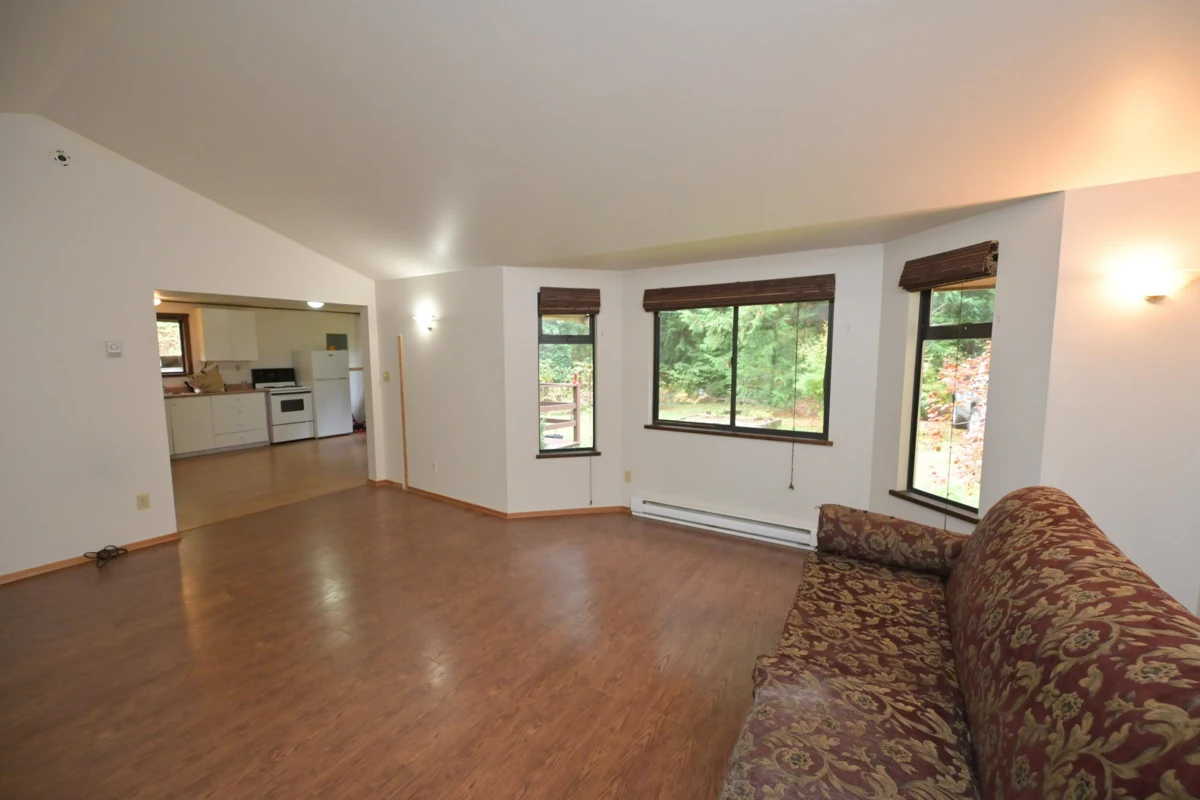 Pantry Photo of 980 Woodley Road, Roberts Creek, BC