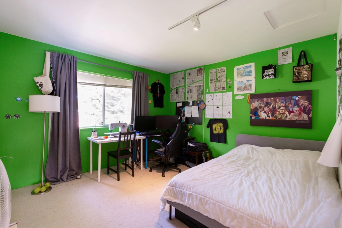 Backyard Photo of 13028 19a Avenue, Surrey, BC