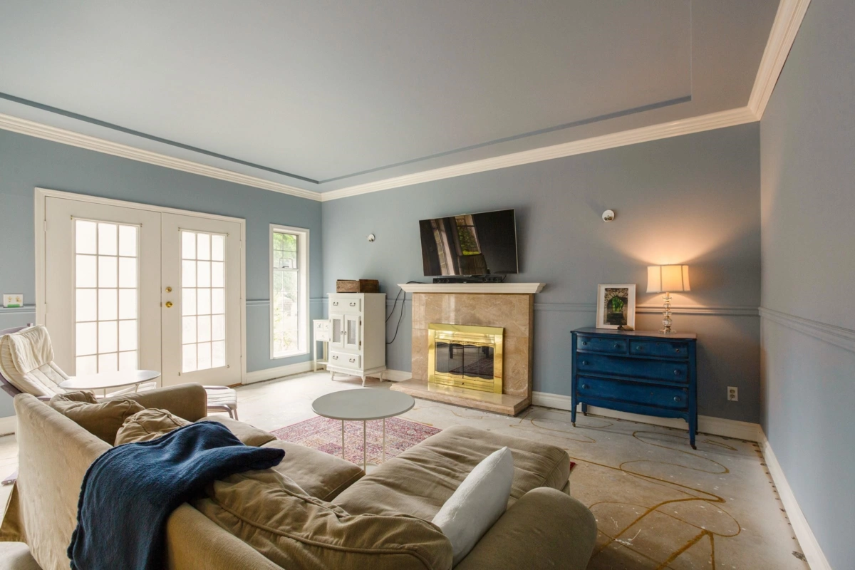 Family Room Photo of 13028 19a Avenue, Surrey, BC