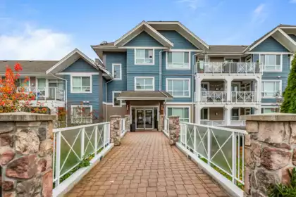 211 16380 64 Avenue, Surrey, BC, Surrey — Apartment/Condo for sale