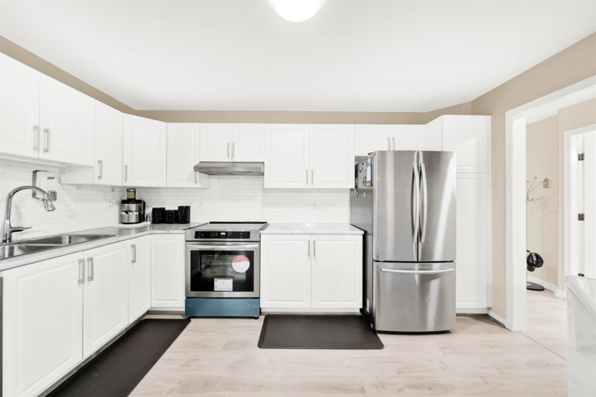 Kitchen Island Photo of 216 7171 121 Street, Surrey, BC