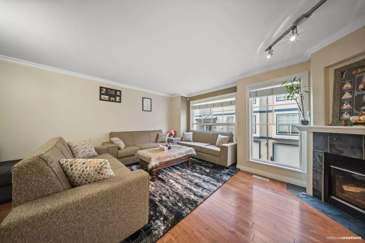 Family Room Photo of 703 9118 149 Street, Surrey, BC