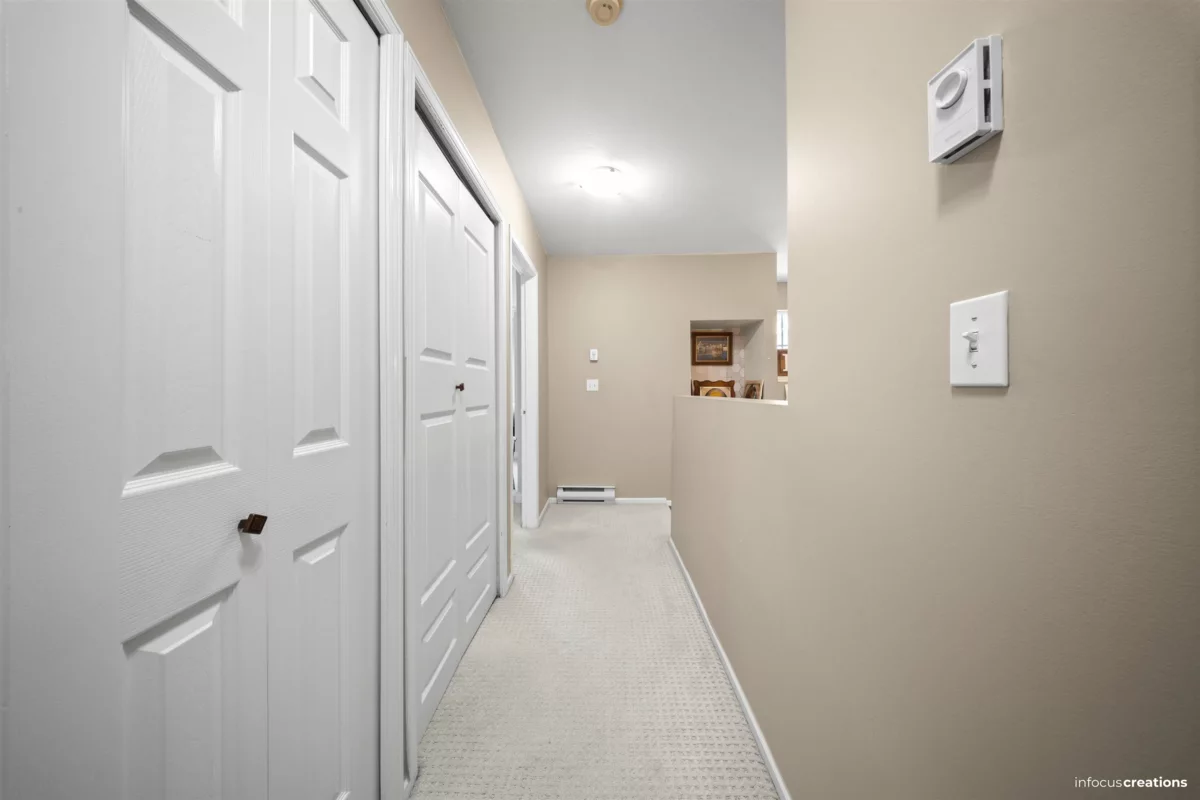 Office / Den Photo of 703 9118 149 Street, Surrey, BC