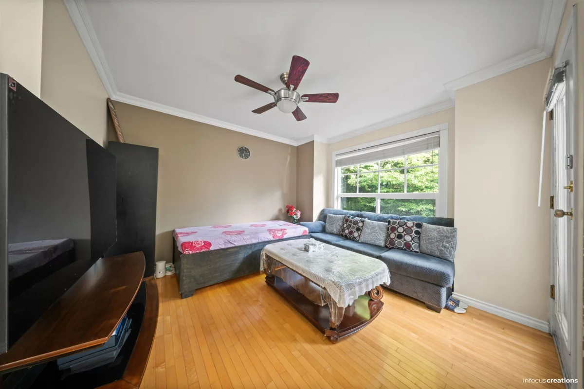 Walk-In Closet Photo of 703 9118 149 Street, Surrey, BC