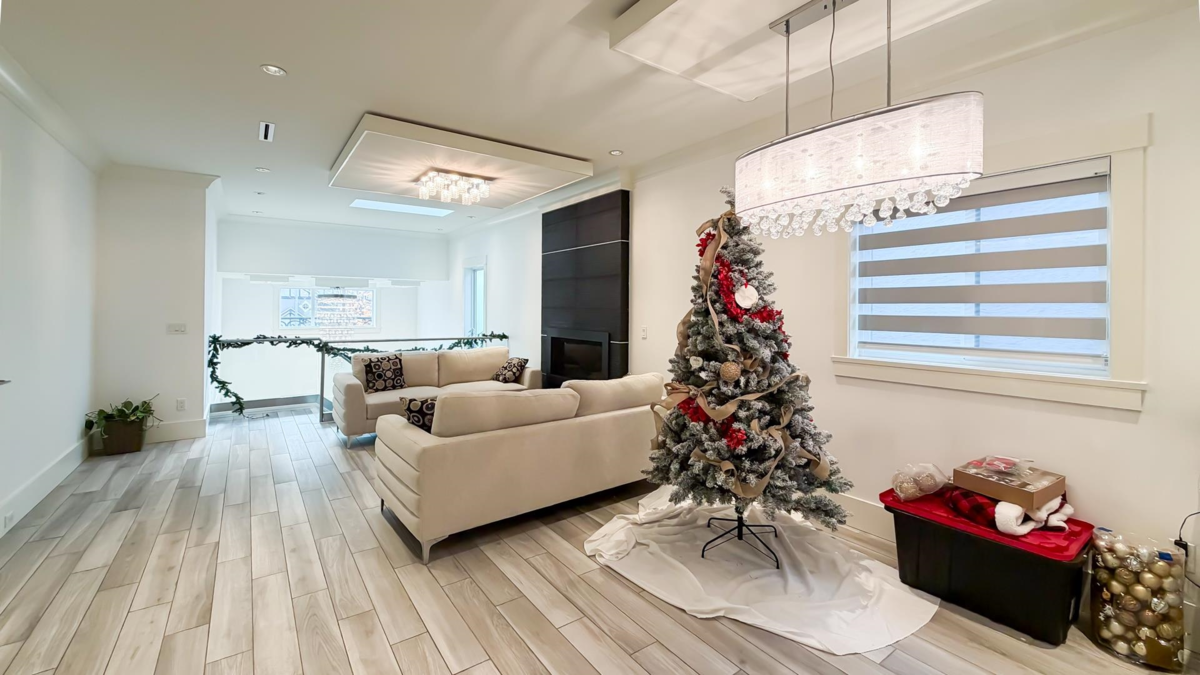 Kitchen Photo of 10297 Bird Road, Richmond, BC