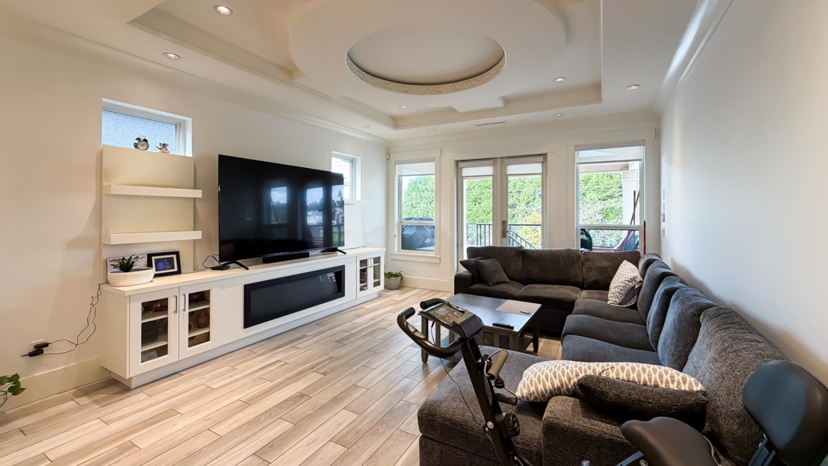 Primary Bathroom Photo of 10297 Bird Road, Richmond, BC