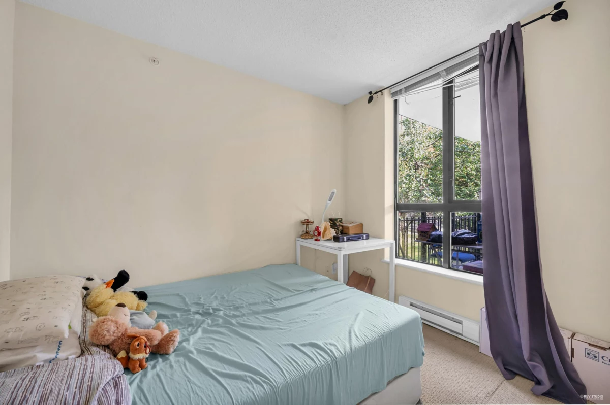 Bedroom 3 Photo of 304 833 Agnes Street, New Westminster, BC