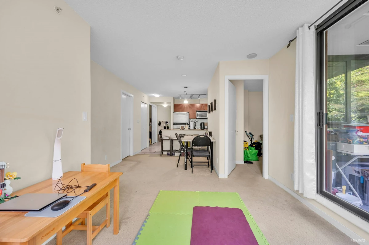 Primary Bedroom Photo of 304 833 Agnes Street, New Westminster, BC