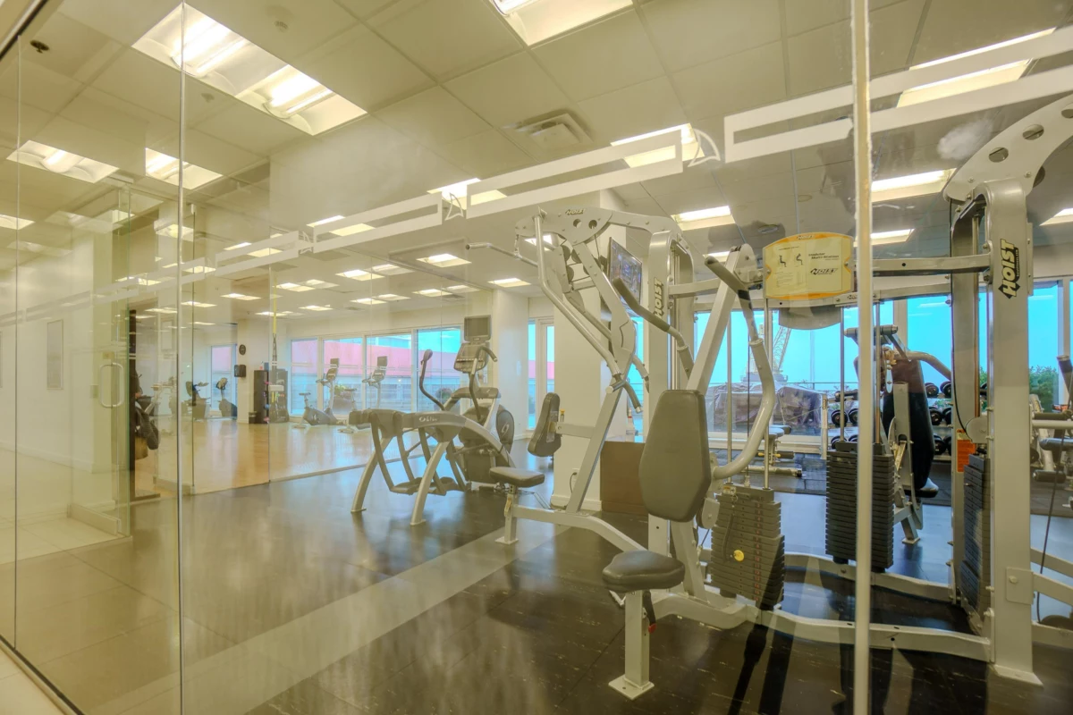 Hallway Photo of 903 133 E Esplanade, North Vancouver, BC