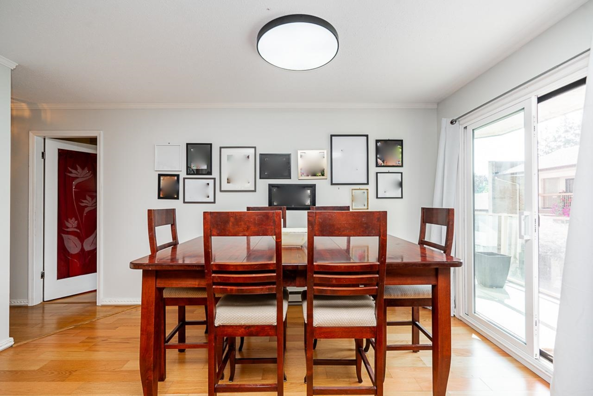 Primary Bedroom Photo of 519 1350 Vidal Street, White Rock, BC