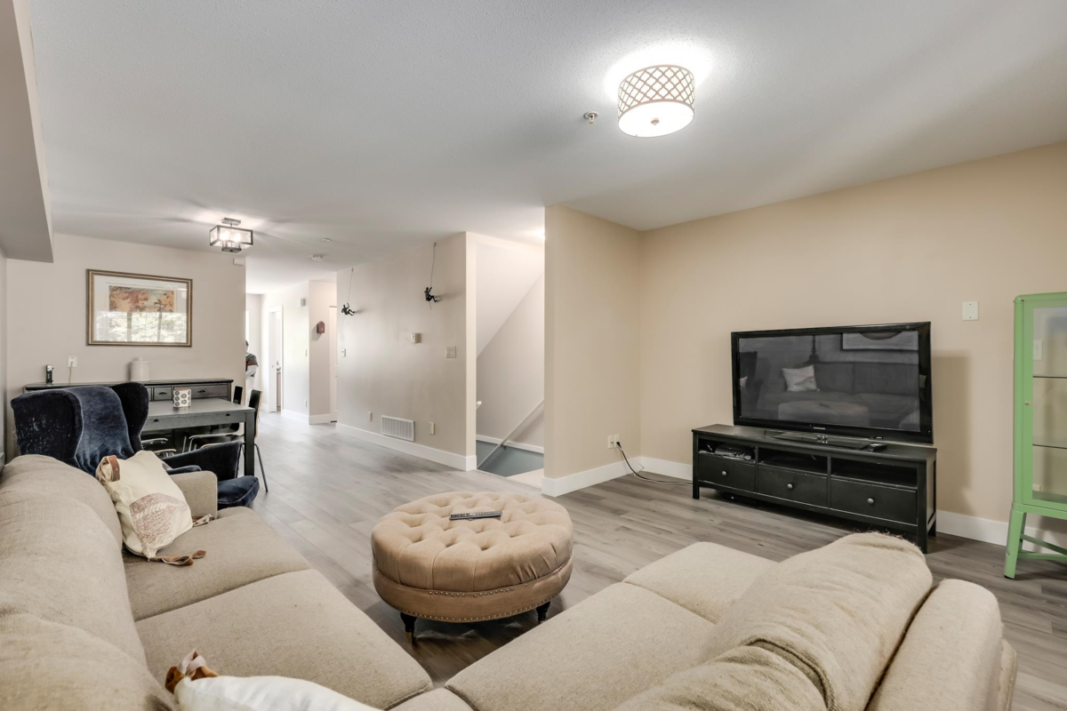 Dining Area Photo of 39 1268 Riverside Drive, Port Coquitlam, BC