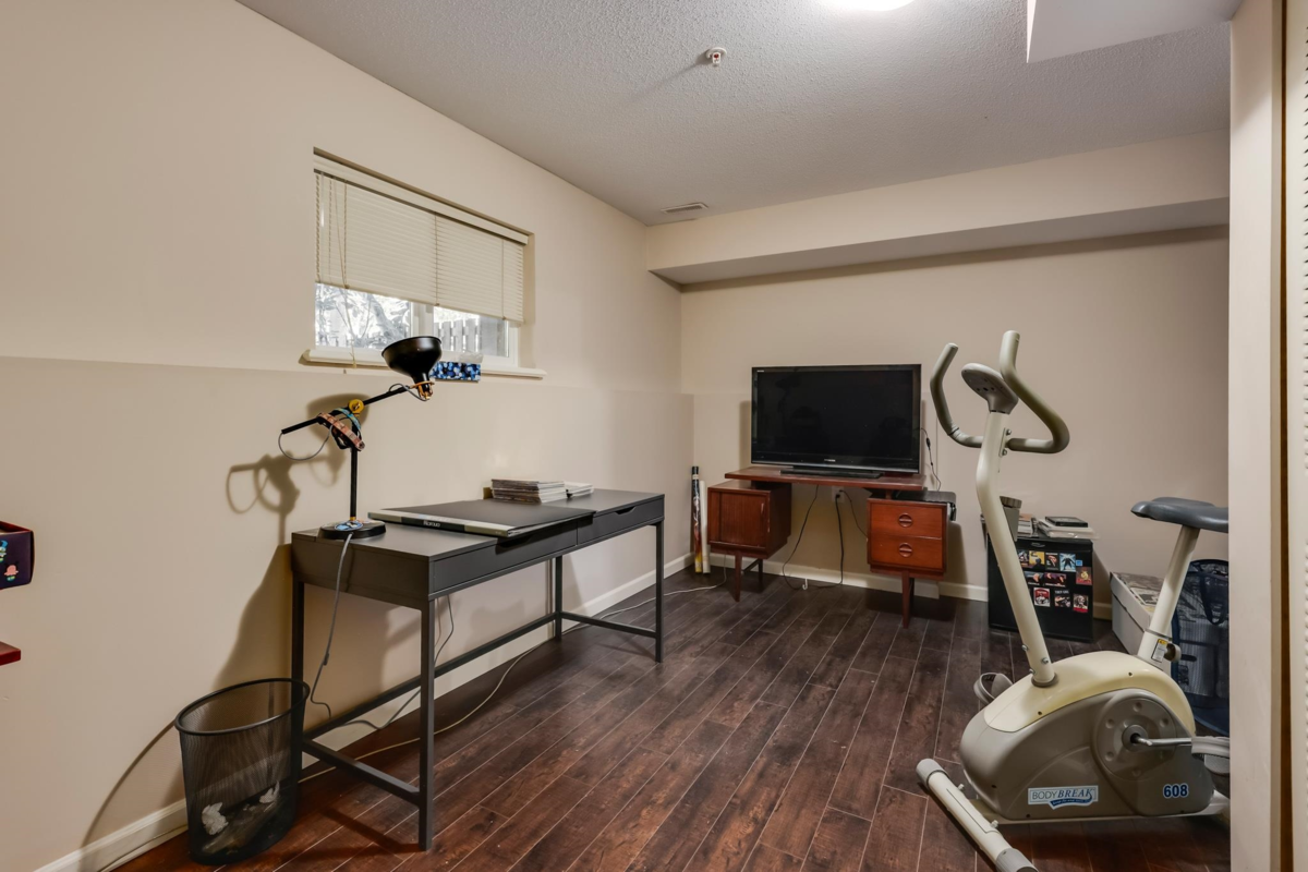 Hallway Photo of 39 1268 Riverside Drive, Port Coquitlam, BC