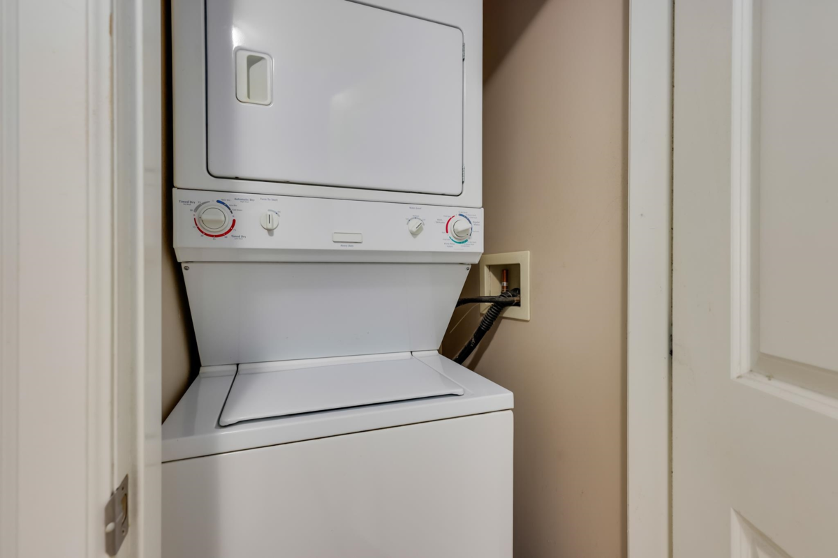 Office / Den Photo of 39 1268 Riverside Drive, Port Coquitlam, BC