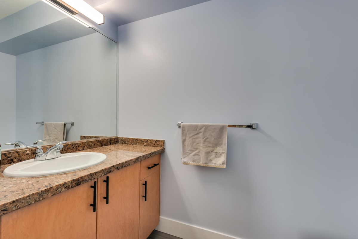 Walk-In Closet Photo of 39 1268 Riverside Drive, Port Coquitlam, BC