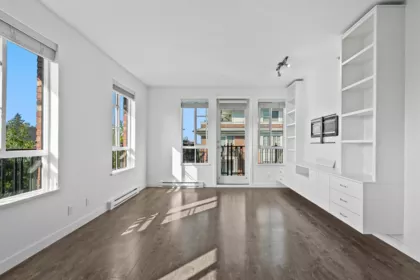 Walk-In Closet Photo of 301 553 Foster Avenue, Coquitlam, BC