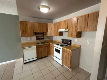 104 1122 King Albert Avenue, Coquitlam, BC, Central Coquitlam — 1 bed apartment/condo for sale