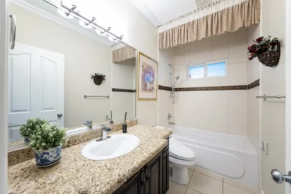 Powder Room Photo of 8450 168 Street, Surrey, BC