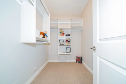 Powder Room Photo of 4901 Cedar Springs Drive, Tsawwassen, BC