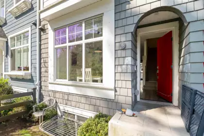 8 16678 25 Avenue, Surrey, BC, Grandview Surrey — 4 bed townhouse for sale