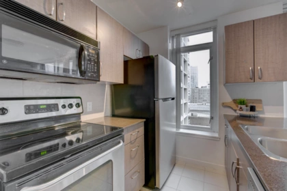 Pantry Photo of 1505 610 Granville Street, Vancouver, BC