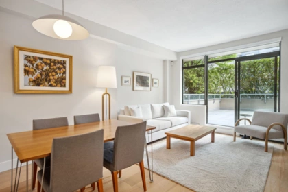 100 1688 Robson Street, Vancouver, BC, Vancouver — Apartment/Condo for sale