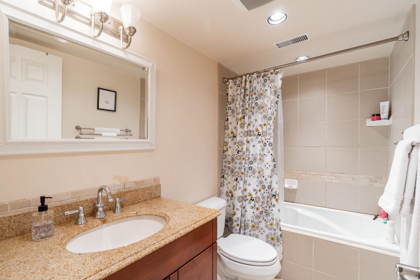 Hallway Photo of 4640 Woodburn Road, West Vancouver, BC