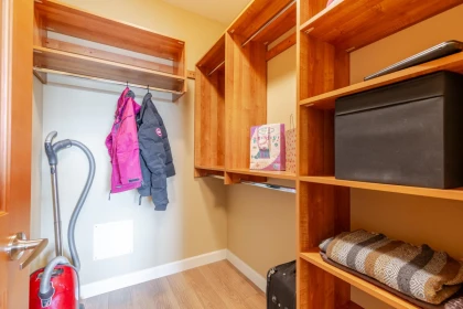 Mudroom Photo of 620 32445 Simon Avenue, Abbotsford, BC