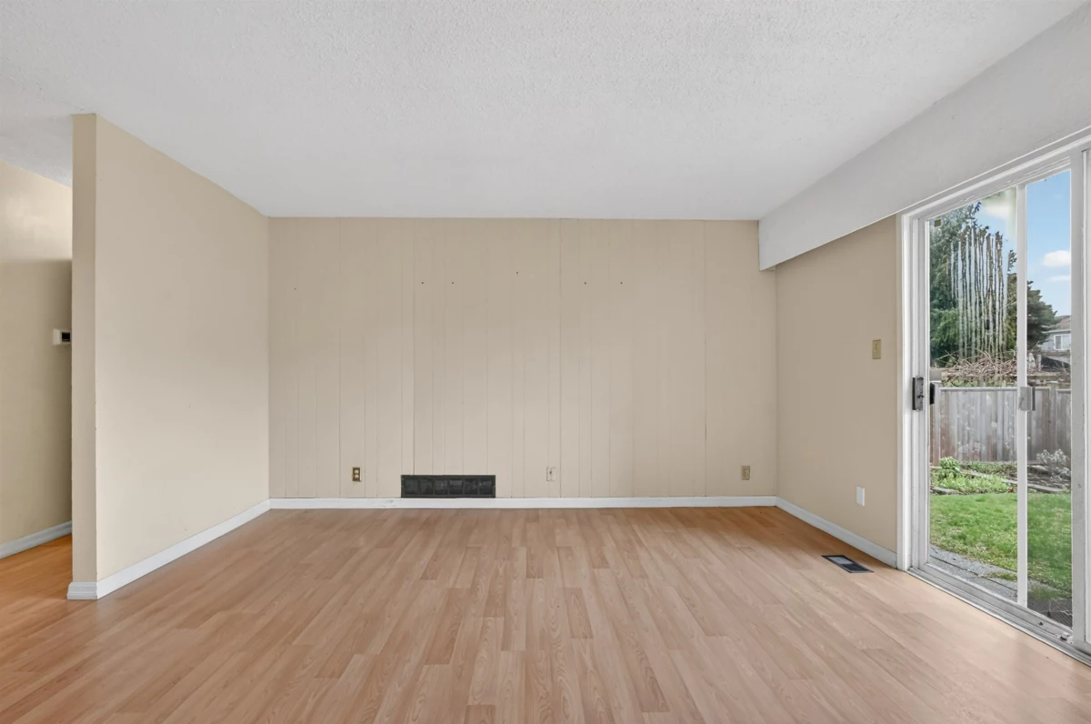 Office / Den Photo of 7290 11th Avenue, Burnaby, BC