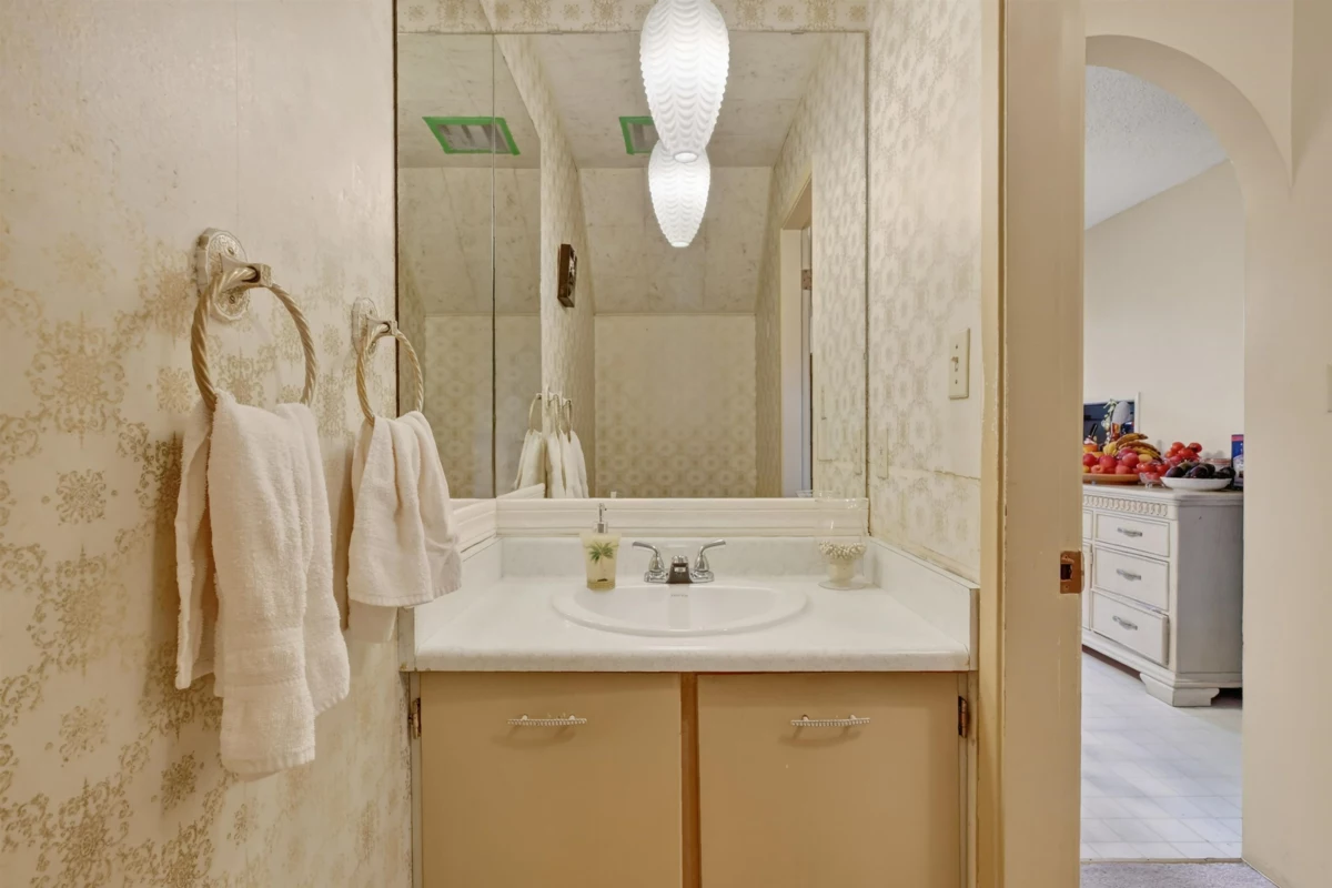 Primary Bedroom Photo of 7290 11th Avenue, Burnaby, BC