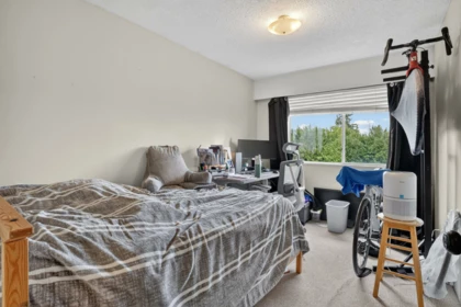 Walk-In Closet Photo of 7290 11th Avenue, Burnaby, BC