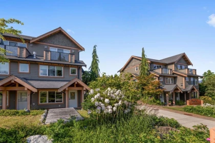 3 728 Gibsons Way, Gibsons, BC, Gibsons — Townhouse for sale