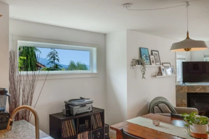Primary Bedroom Photo of 3 728 Gibsons Way, Gibsons, BC