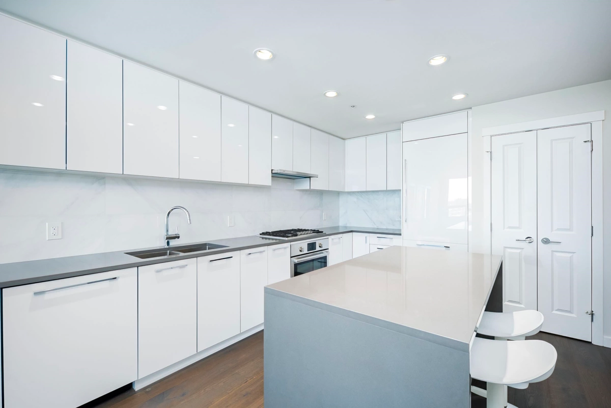 Walk-In Closet Photo of 1302 3487 Binning Road, Vancouver, BC