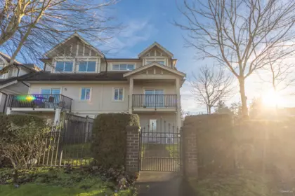 Swimming Pool Photo of 1 8358 121a Street, Surrey, BC