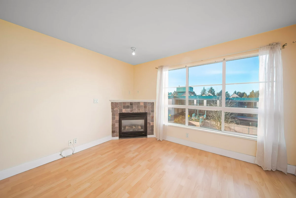 Bedroom 3 Photo of 416 12083 92a Avenue, Surrey, BC