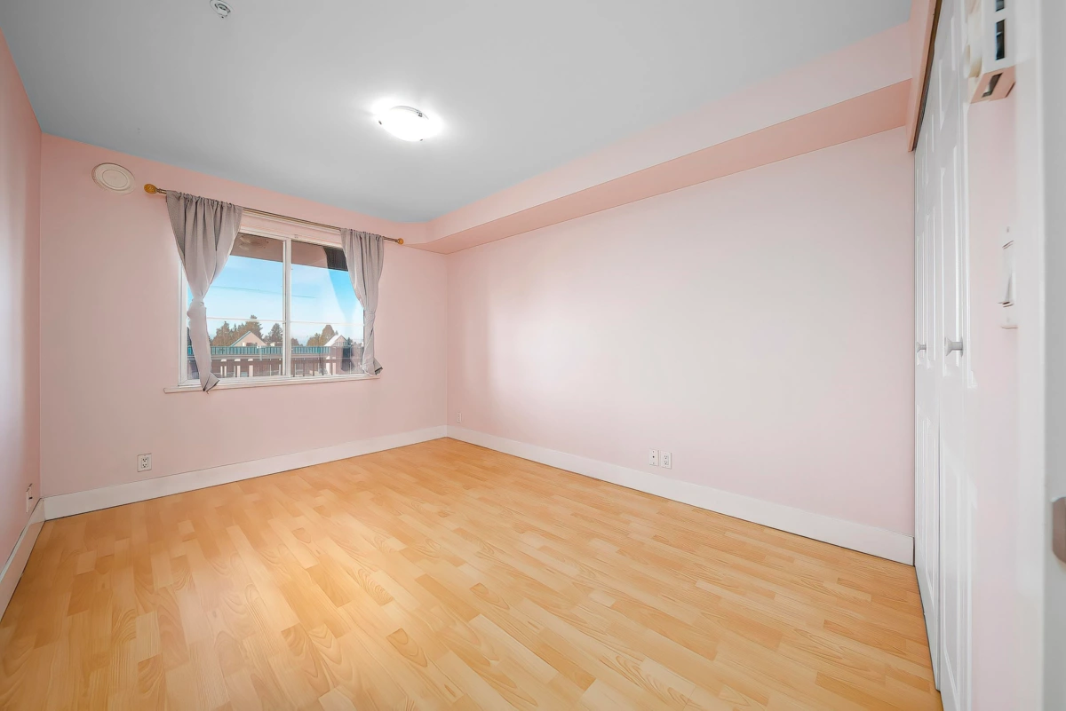 Office / Den Photo of 416 12083 92a Avenue, Surrey, BC