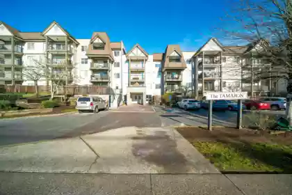 416 12083 92a Avenue, Surrey, BC