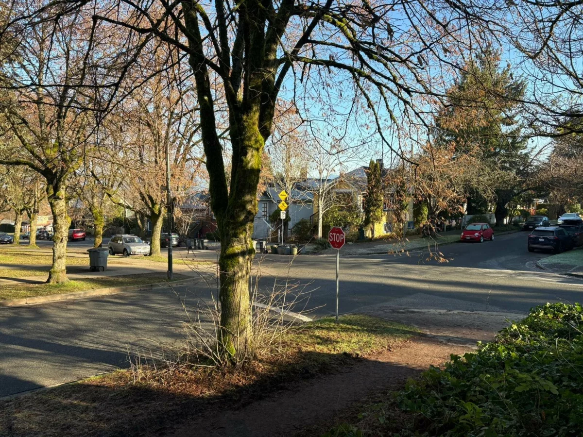 Dining Area Photo of 1194 E 18th Avenue, Vancouver, BC