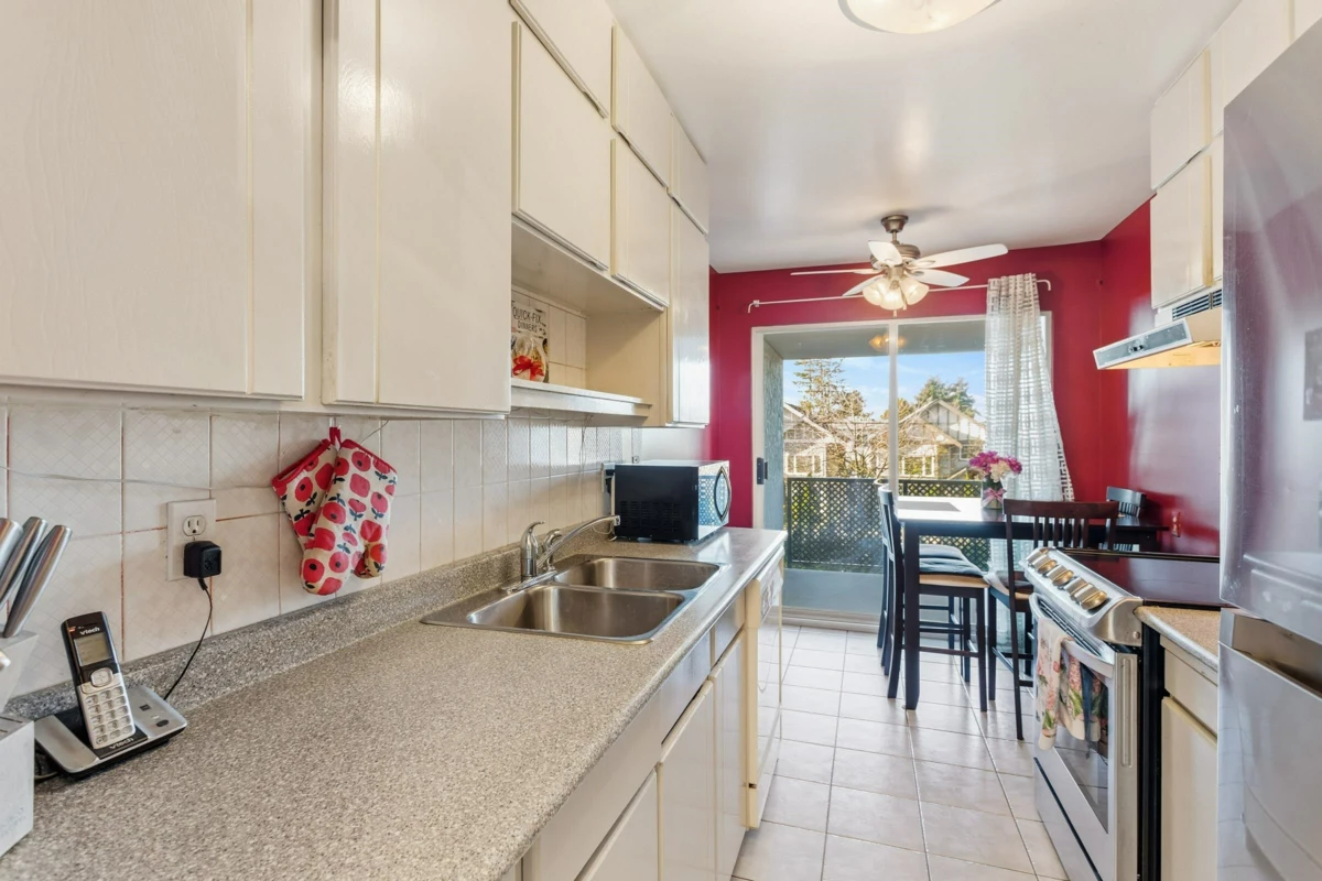 Breakfast Nook Photo of 205 8720 No. 1 Road, Richmond, BC