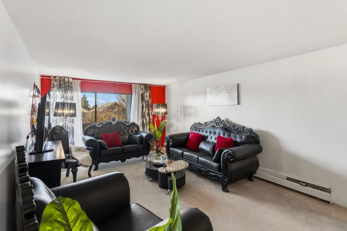 Dining Area Photo of 205 8720 No. 1 Road, Richmond, BC