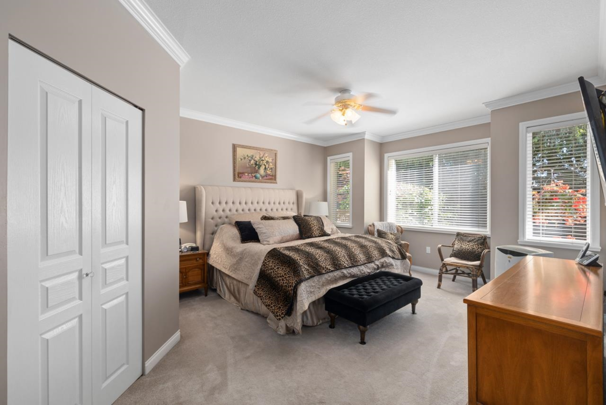 Guest Bathroom Photo of 101 3500 144 Street, Surrey, BC