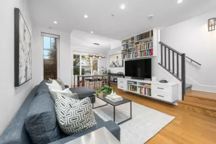 323 E 7th Avenue, Vancouver, BC, Vancouver — Townhouse for sale