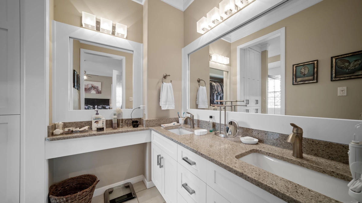 Backyard Photo of 36046 Spyglass Court, Abbotsford, BC